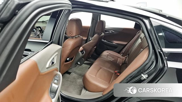 Chevrolet (GM Daewoo) All New Malibu 2018 Черный из Кореи, фото 3