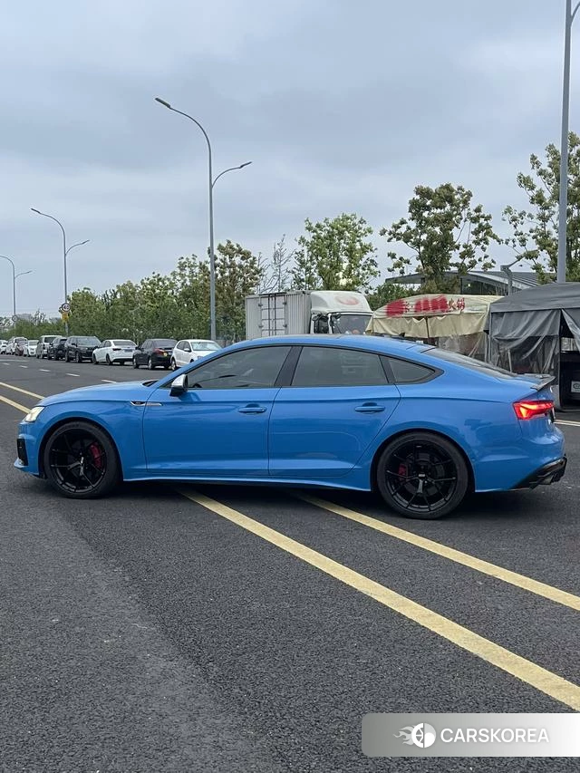 Audi S5 2021 Синий из Китая, фото 3
