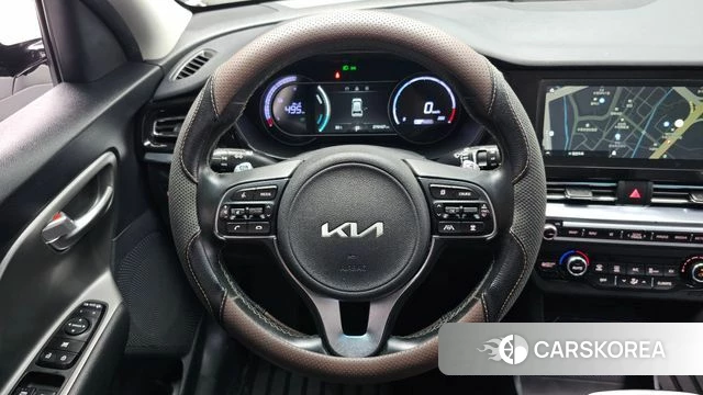 Kia Niro Plus 2022 Белый из Кореи, фото 3