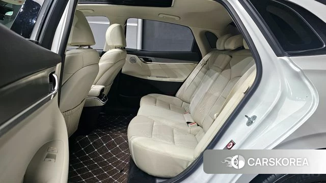 Hyundai The New Grandeur IG Hybrid 2022 Белый из Кореи, фото 3