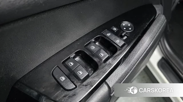 Kia Sportage 5th Generation 2023 Белый из Кореи, фото 3