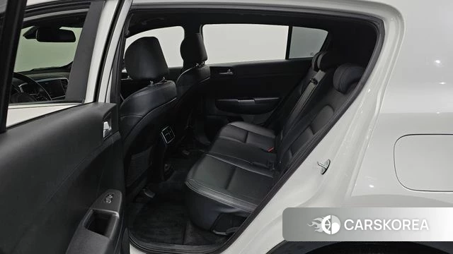 Kia Sportage The Bold 2021 Белый из Кореи, фото 3