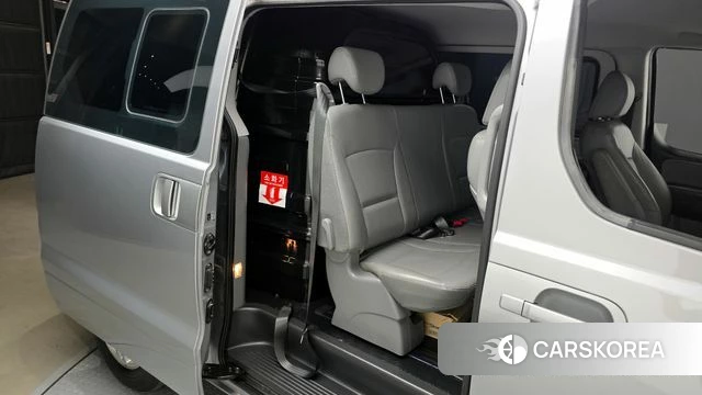 Hyundai The New Grand Starex 2019 Серебряный из Кореи, фото 3