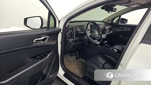 Kia Sportage 5th Generation 2023 Белый из Кореи, фото 3