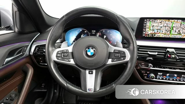 BMW 5 Series (G30) 2019 Серый из Кореи, фото 3