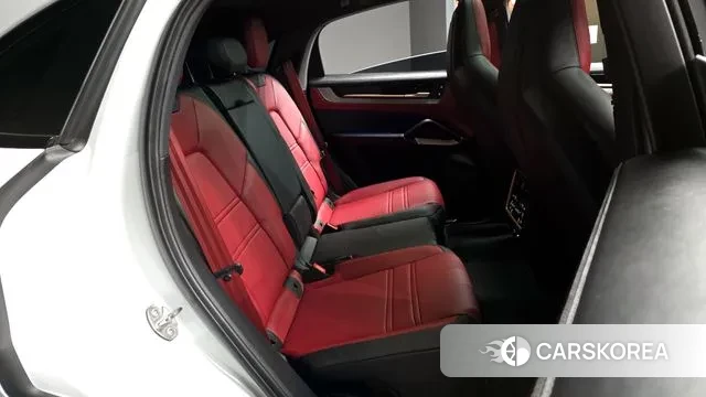 Porsche Cayenne (PO536) 2025 Серый из Кореи, фото 3