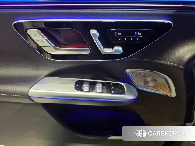 Mercedes-Benz EQE SUV X294 2024 Белый из Кореи, фото 3