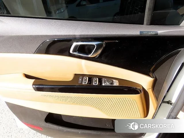 Kia Carnival 4th generation 2020 Белый из Кореи, фото 3