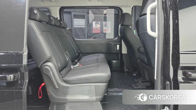 Hyundai Staria 2025 Черный из Кореи, фото 3