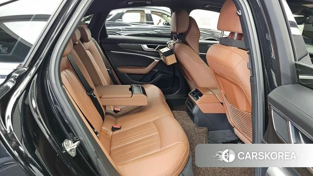 Audi A6 (C8) 2021 Черный из Кореи, фото 3