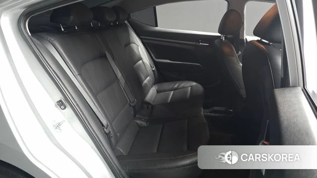 Hyundai Avante AD 2018 Серебряный из Кореи, фото 3
