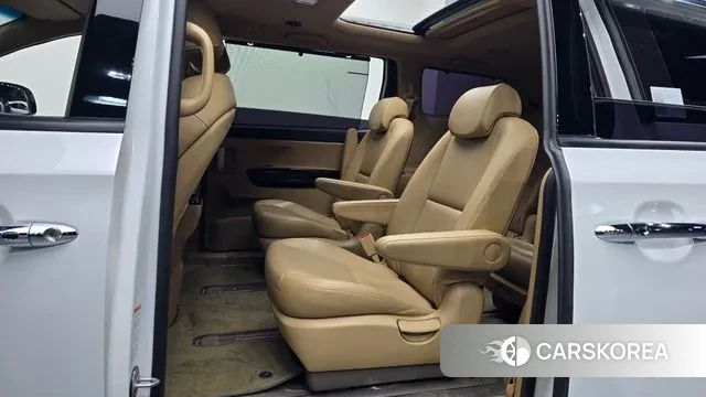 Kia The New Carnival 2018 Белый из Кореи, фото 3