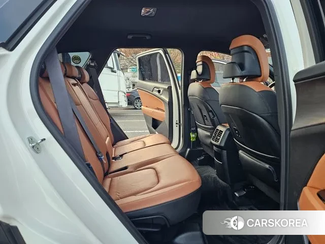 Kia Sportage 5th Generation 2022 Белый из Кореи, фото 3