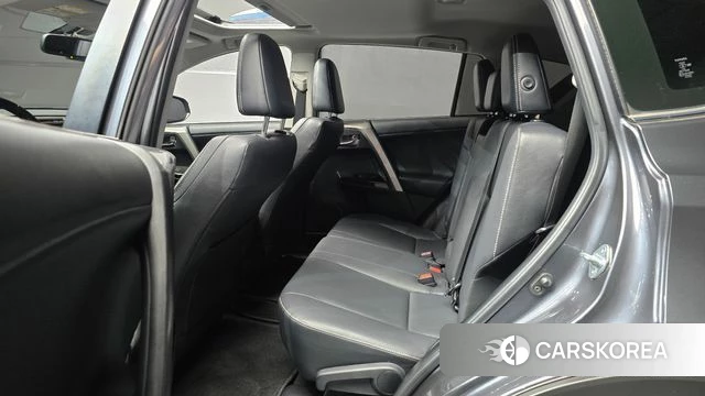 Toyota RAV4 2018 Серый из Кореи, фото 3