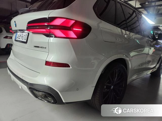 BMW X5 (G05) 2025 Белый из Кореи, фото 3