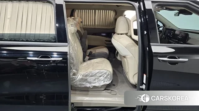 Kia Carnival 4th generation 2022 Черный из Кореи, фото 3