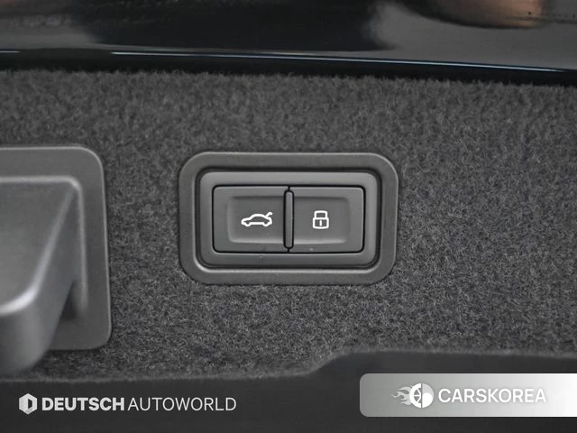 Audi A8 (D5) 2021 Черный из Кореи, фото 3