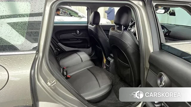 Mini Cooper D Clubman 2018 Песочный из Кореи, фото 3