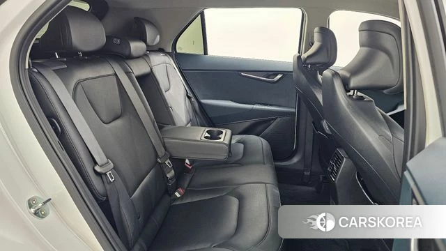Kia Di Ol Nu Niro 2022 Белый из Кореи, фото 3