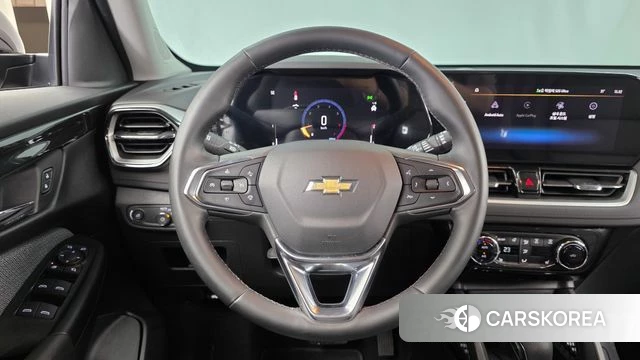 Chevrolet (GM Daewoo) The New Trail Blazer 2024 Черный из Кореи, фото 3