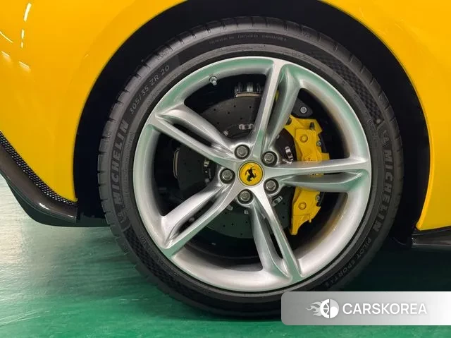 Ferrari 296 GTS 2023 Желтый из Кореи, фото 3