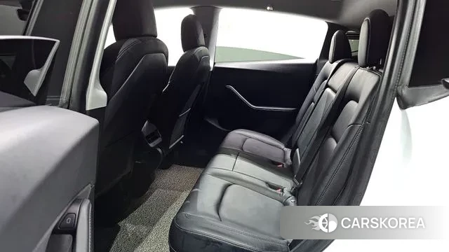 Tesla Model Y 2021 Белый из Кореи, фото 3