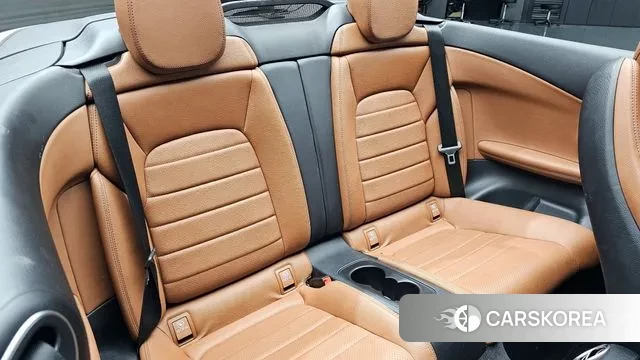 Mercedes-Benz C-Class W205 2018 Белый из Кореи, фото 3