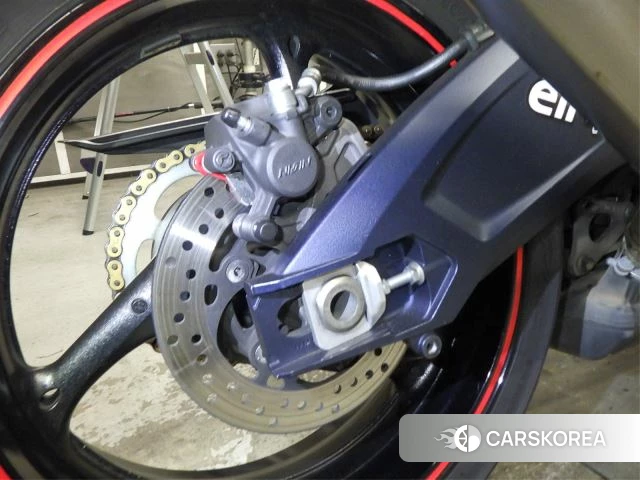 Проданный Suzuki GSX-R750 id 3997718 из Японии, фото 2