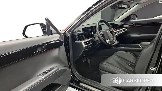 Hyundai Grandeur Hybrid (GN7) 2023 Черный из Кореи, фото 3