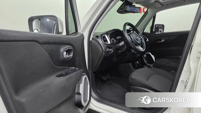 Jeep Renegade 2018 Белый из Кореи, фото 3