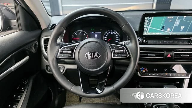 Kia Seltos 2021 Серый из Кореи, фото 3