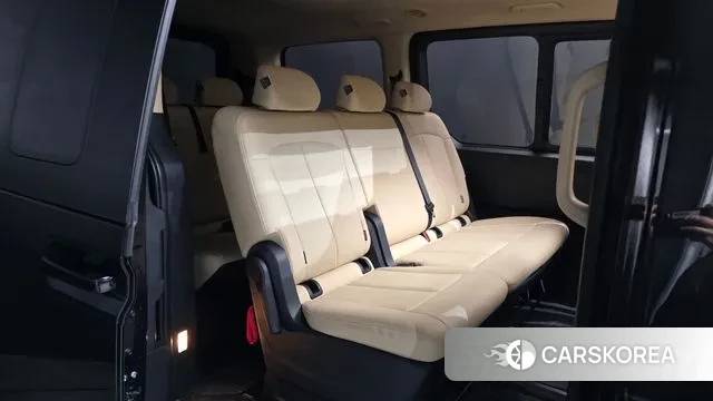 Hyundai Staria 2025 Черный из Кореи, фото 3