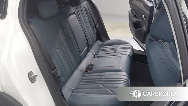 Peugeot 408 2023 Белый из Кореи, фото 3