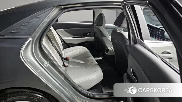 Hyundai Avante Hybrid (CN7) 2022 Серый из Кореи, фото 3