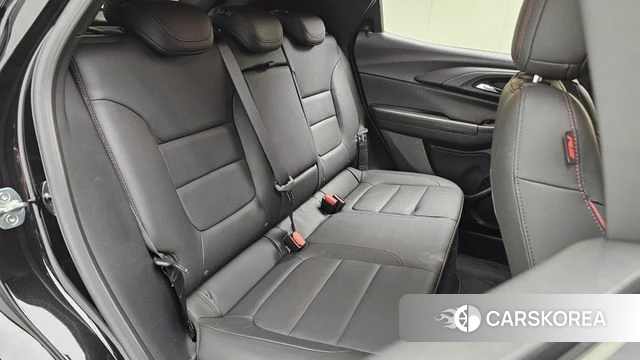 Chevrolet (GM Daewoo) The New Trail Blazer 2024 Черный из Кореи, фото 3