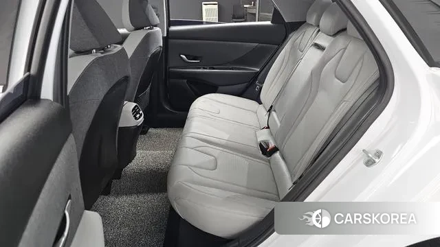 Hyundai Avante (CN7) 2021 Белый из Кореи, фото 3