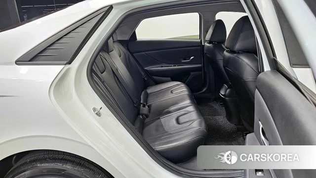 Hyundai Avante (CN7) 2022 Белый из Кореи, фото 3