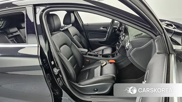 Mercedes-Benz GLA-Class X156 2019 Черный из Кореи, фото 3