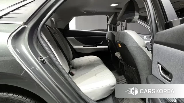 Hyundai Avante (CN7) 2021 Серый из Кореи, фото 3