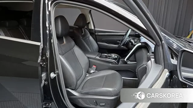 Hyundai Tucson (NX4) 2021 Черный из Кореи, фото 3