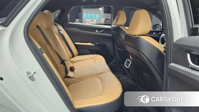 Kia K5 Hybrid 3rd Generation 2023 Белый из Кореи, фото 3