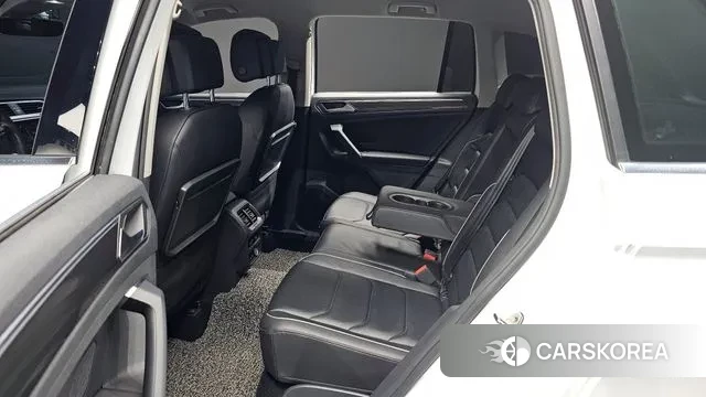 Volkswagen Tiguan second Generation 2020 Белый из Кореи, фото 3