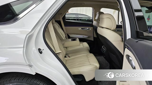 Genesis GV70 2024 Белый из Кореи, фото 3