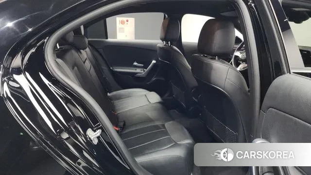 Mercedes-Benz A-Class W177 2024 Черный из Кореи, фото 3