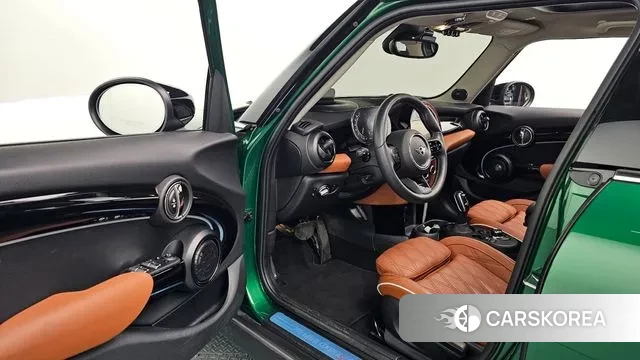 Mini Cooper S 2024 Темно-зеленый из Кореи, фото 3