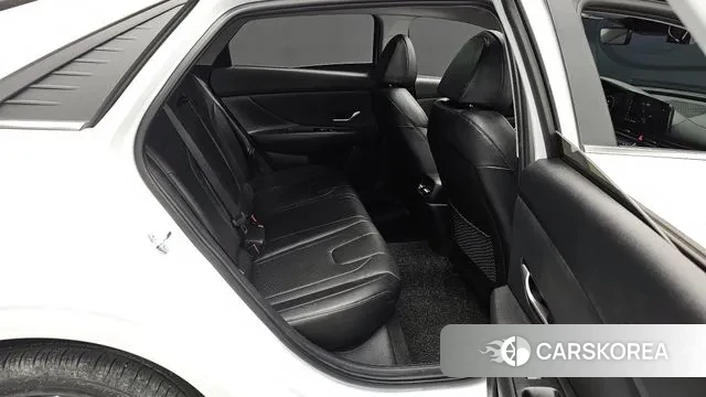 Hyundai Avante (CN7) 2023 Белый из Кореи, фото 3