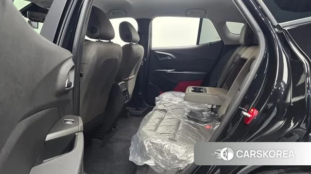 Chevrolet (GM Daewoo) Trax Crossover 2024 Черный из Кореи, фото 3