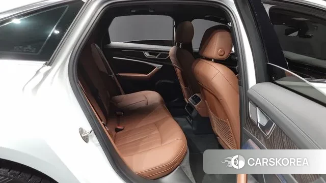 Audi A6 (C8) 2022 Белый из Кореи, фото 3