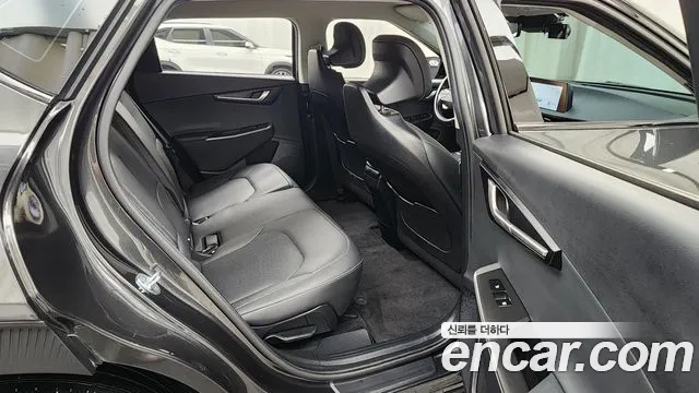 Kia EV6 2022 Серый из Кореи, фото 3