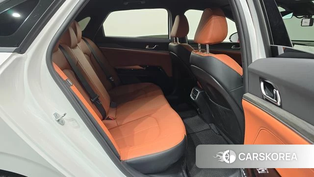 Kia The New K5 Hybrid 3rd generation 2025 Белый из Кореи, фото 3